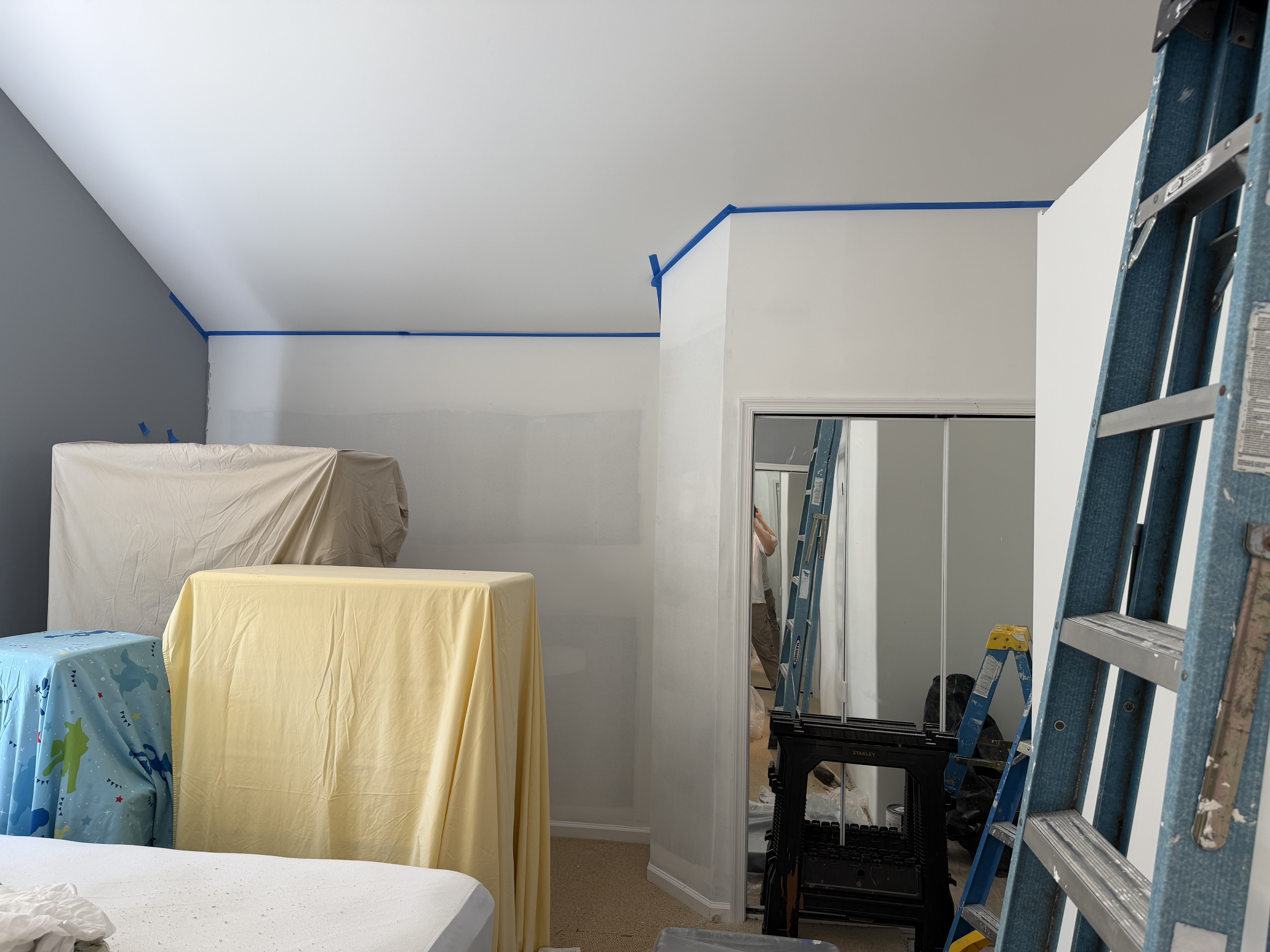Walls painting